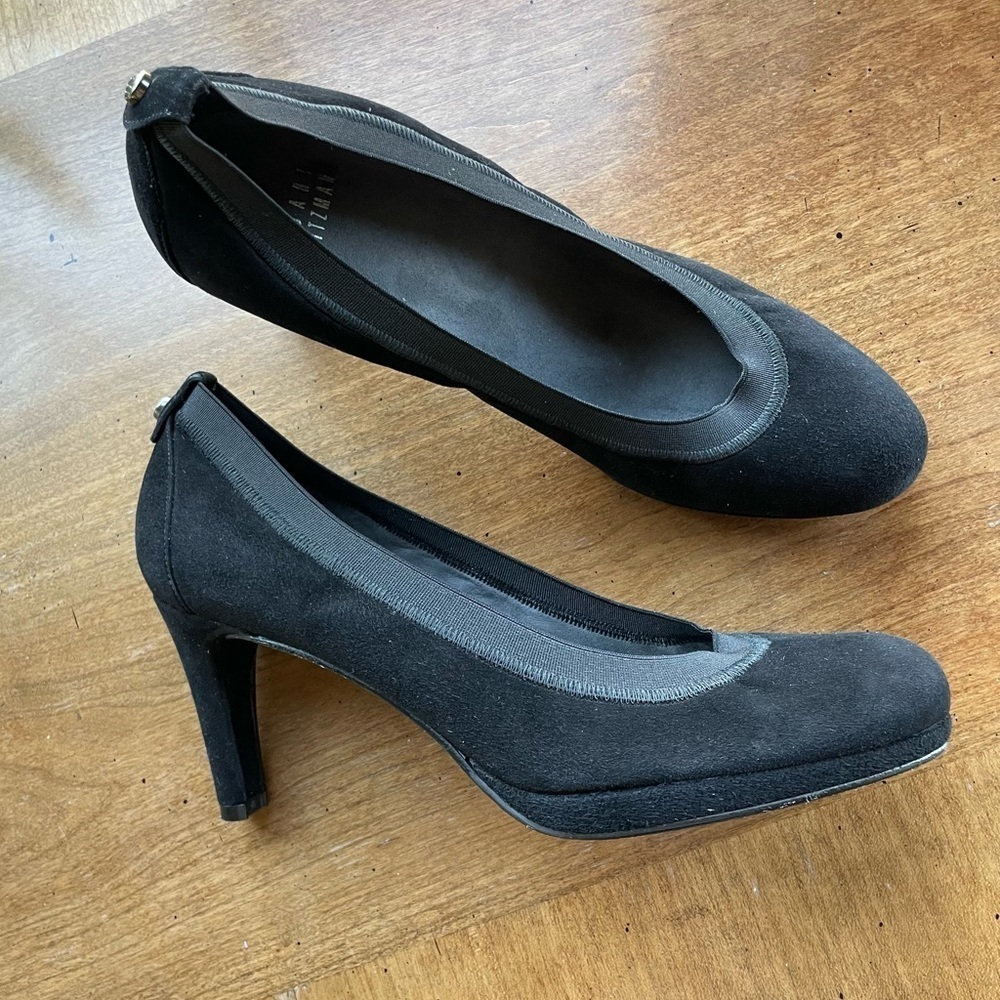 Stuart Weitzman Round Toe Black Suede Platform Heels Classic Minimalist 7.5